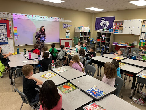 Paula Patterson visiting classroom